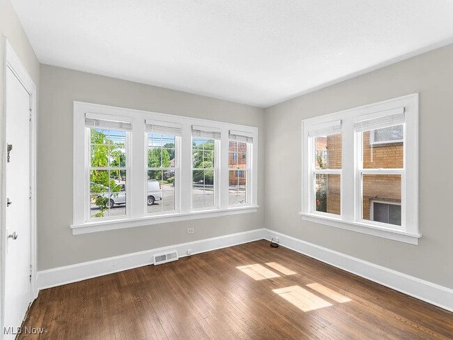 Building Photo - 16201 Madison Ave