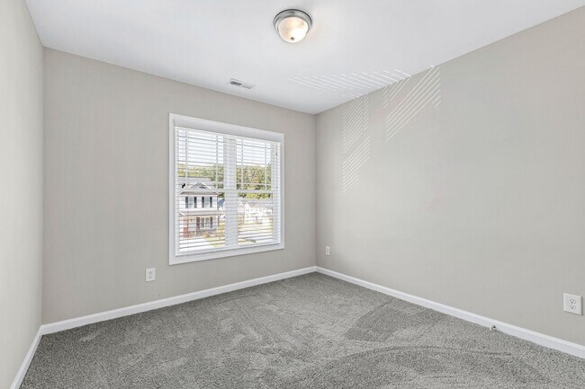 Building Photo - Modern 3BR/2.5BA Home with Open Layout – W...