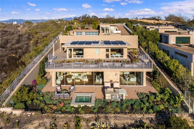 Building Photo - 3355 Alta Laguna Blvd
