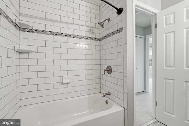 Building Photo - 7381 Jiri Woods Ct