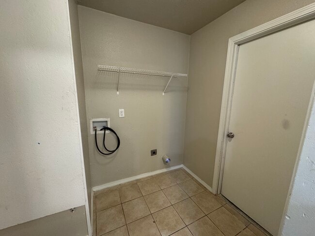 Building Photo - 5109 S Georgia Terrace