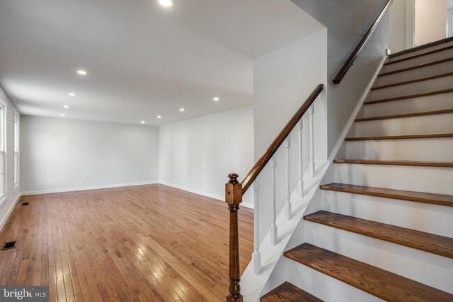 Building Photo - 9003 Fox Lair Dr