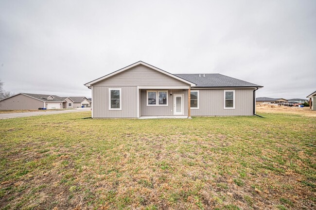 Building Photo - Please View 3D Virtual Walk-Through Before Scheduling a Showing