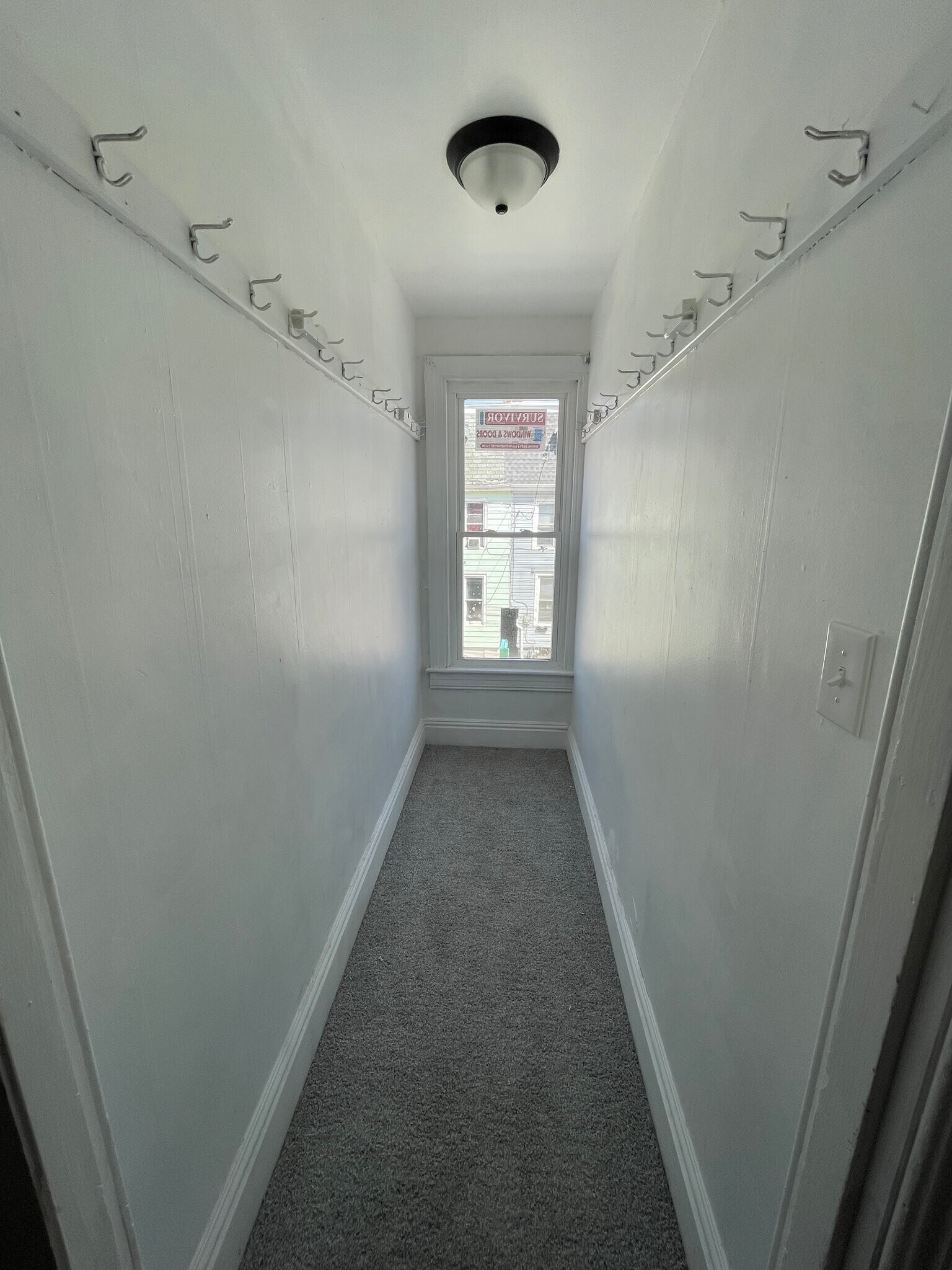 Building Photo - 132 N West St