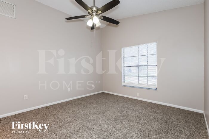 Building Photo - 1328 Mohrlake Dr