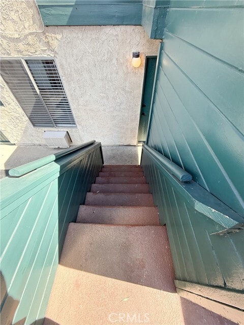 Building Photo - 101 W Olive Ave