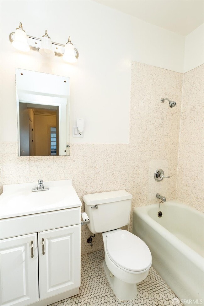 Building Photo - 3033 Franklin St