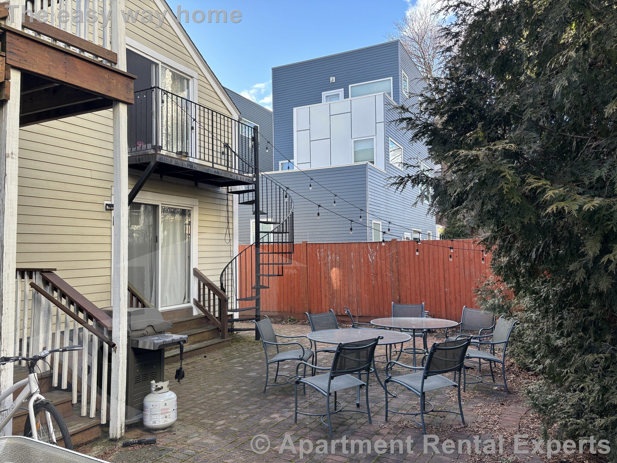 Building Photo - 157 Auburn St