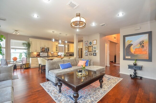 Building Photo - 12306 S Shadow Cove Dr