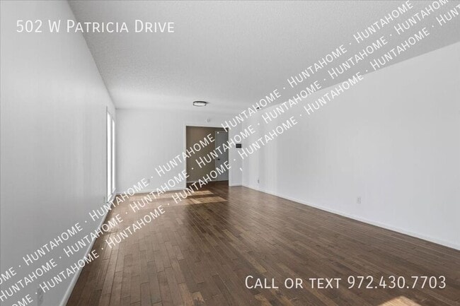 Building Photo - 502 W Patricia Dr