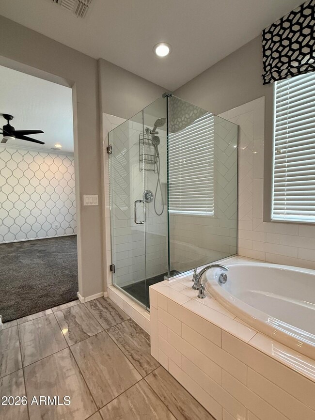 Building Photo - 9464 W Fallen Leaf Ln