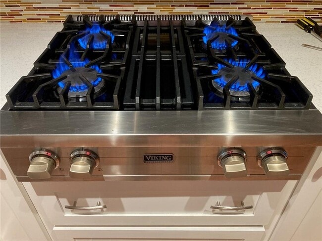 Building Photo - 1501 Diamond Head Dr