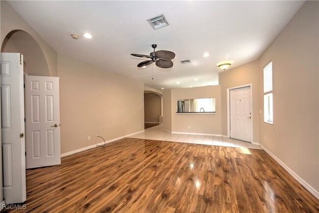 Building Photo - 13628 Gulfbreeze St