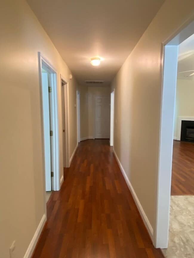 Building Photo - Home in Plantation Pointe