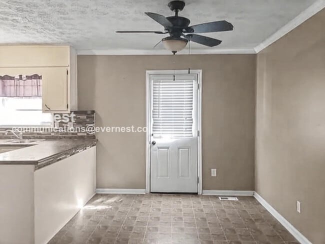 Building Photo - 2131 Oland Cir