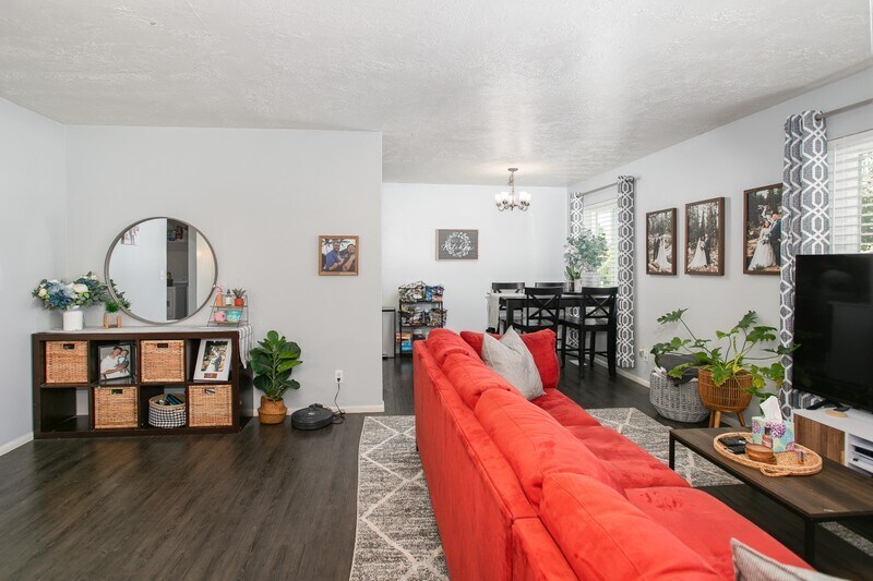 Building Photo - 1724 N 1450 W