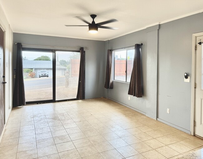 Building Photo - 2886 Liholani St