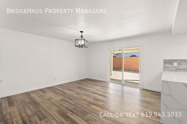 Building Photo - 1539 W Knapp Dr