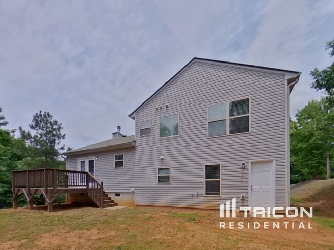 Building Photo - 1955 Diamond Ridge Dr