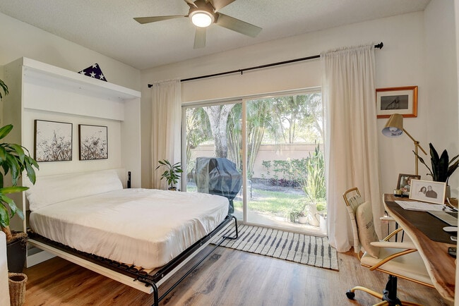 Building Photo - 9892 Summerbrook Terrace