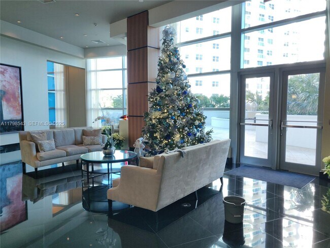 Building Photo - 3101 S Ocean Dr