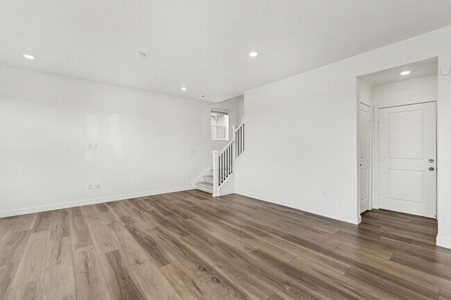 Building Photo - 5457 Inland Ave