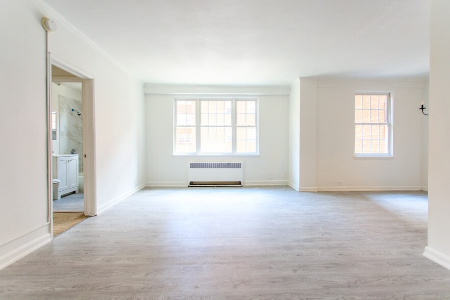 Primary Photo - Parkland Apartments