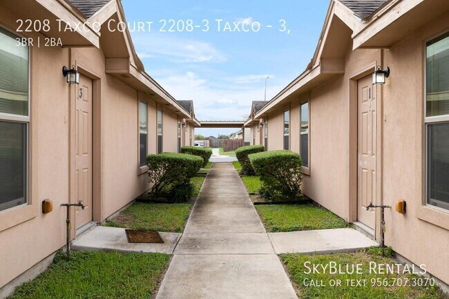 Building Photo - 2208 Taxco Ct