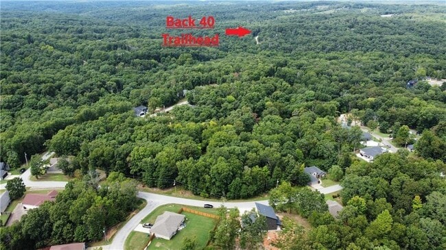 Building Photo - 28 Bedford Ln