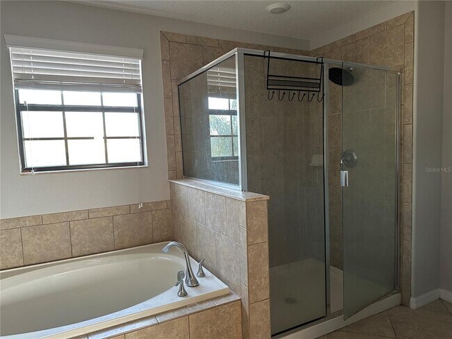 Building Photo - 13238 Wellington Hills Dr