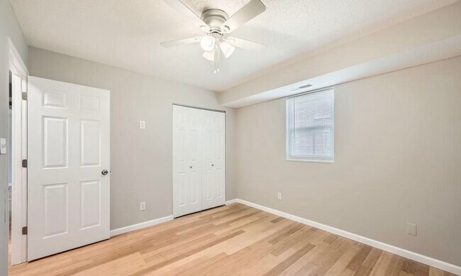 Building Photo - 11921 Tarragon Rd