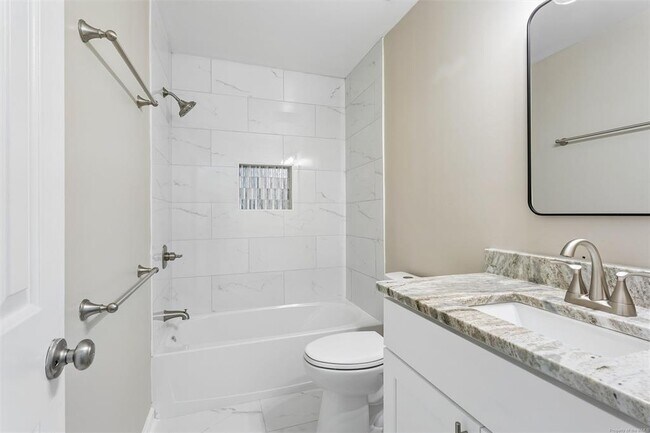 Building Photo - 5306 Aden Ct