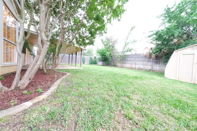 Building Photo - 4348 Kenwood Dr