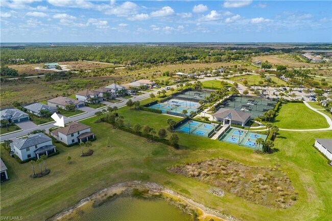 Building Photo - 4 BR home Estero