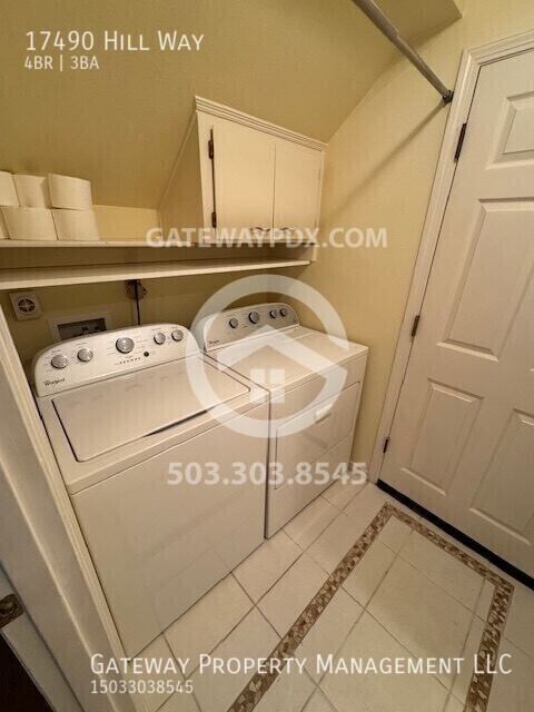 Building Photo - 17490 Hill Way
