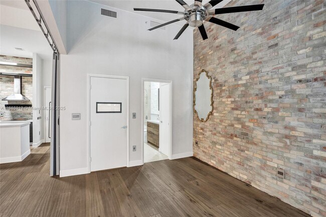 Building Photo - 550 Okeechobee Blvd