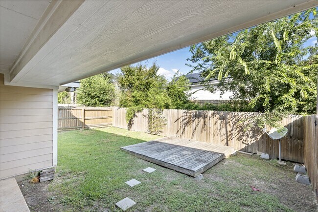 Building Photo - 5BR/4BA Home Near Texas A&M – Pre-Leasing ...