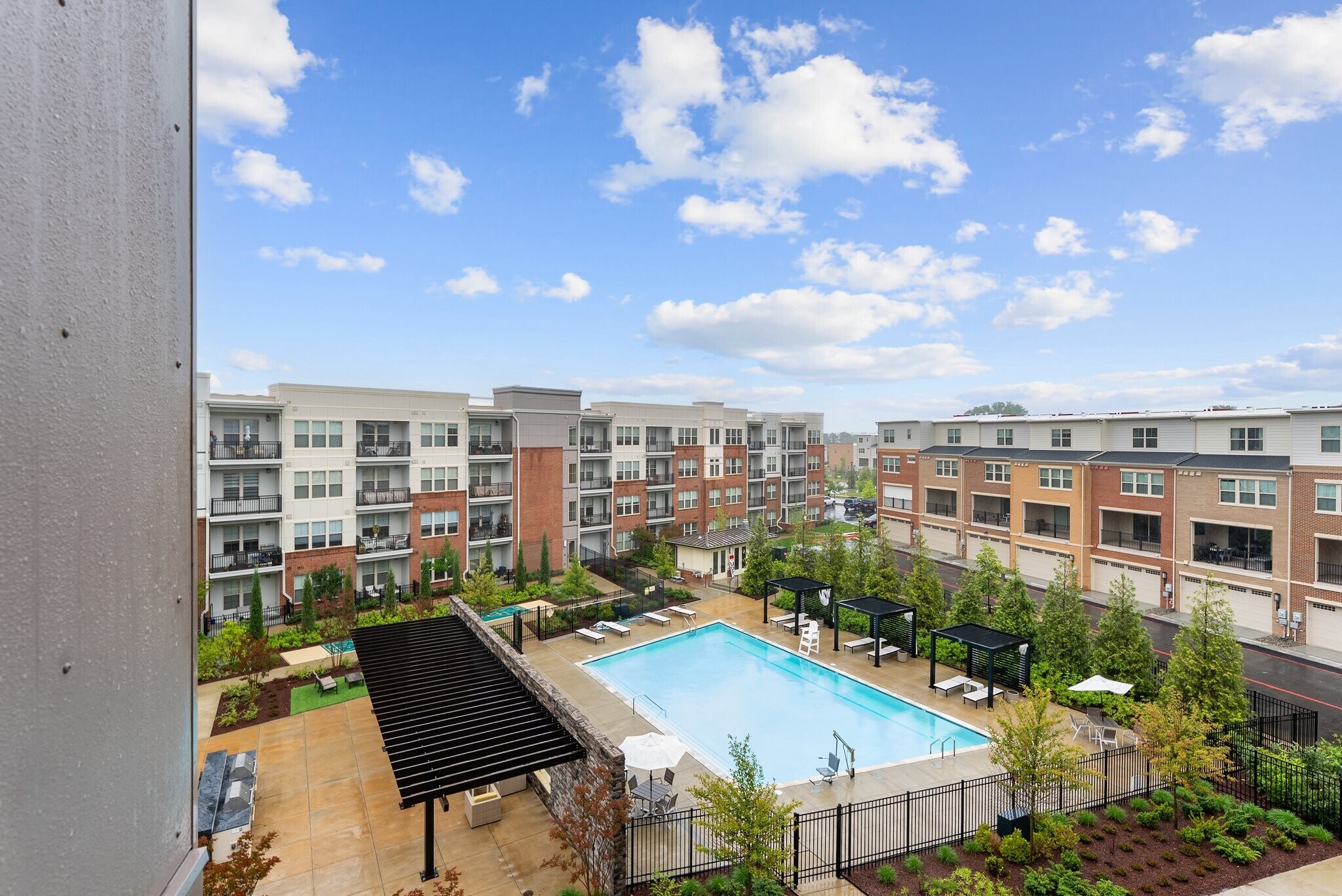 Building Photo - 10755 Fairgrounds Dr