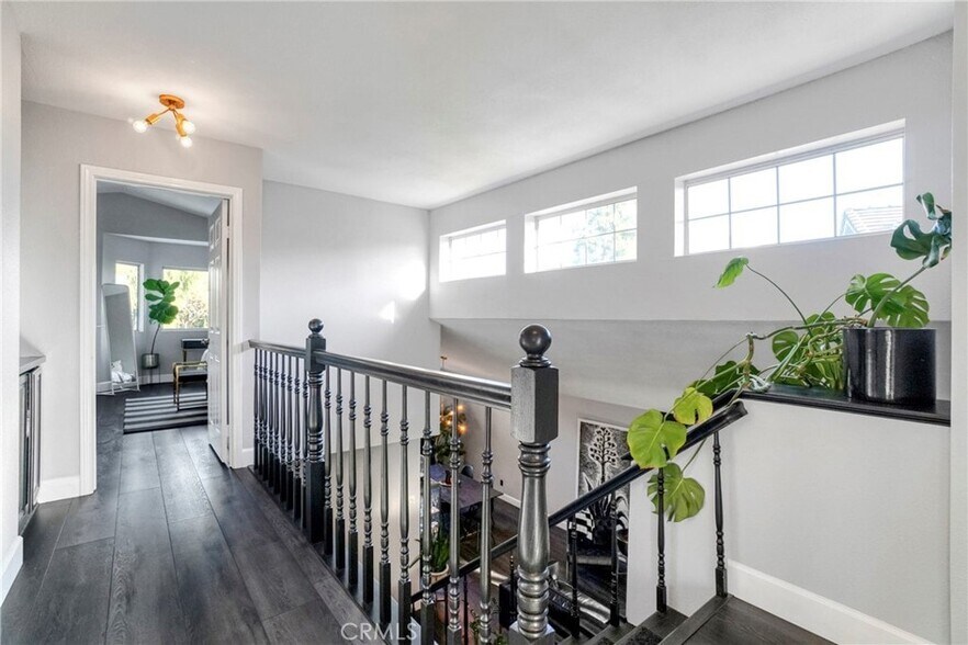 Building Photo - 7224 Bouquet Dr