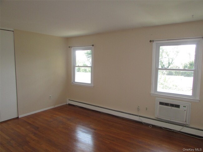 Building Photo - 28 Alpine Dr