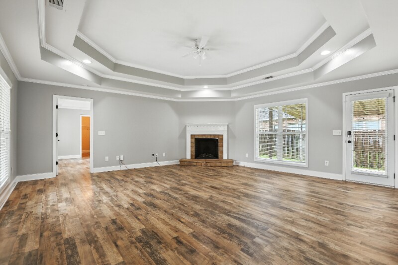 Building Photo - 131 Rock Ct