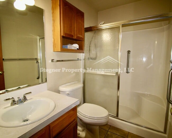 Building Photo - Great Home in Greeley