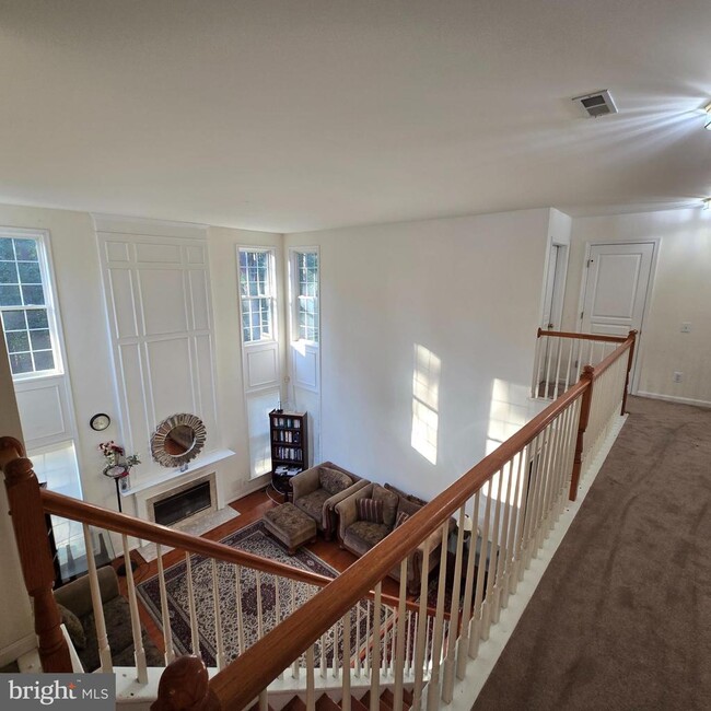 Building Photo - 15 Eastwick Dr