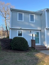 Building Photo - 28 Mallard Cove Rd