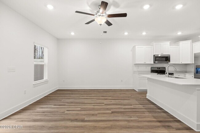 Building Photo - 188 Ellery Ln