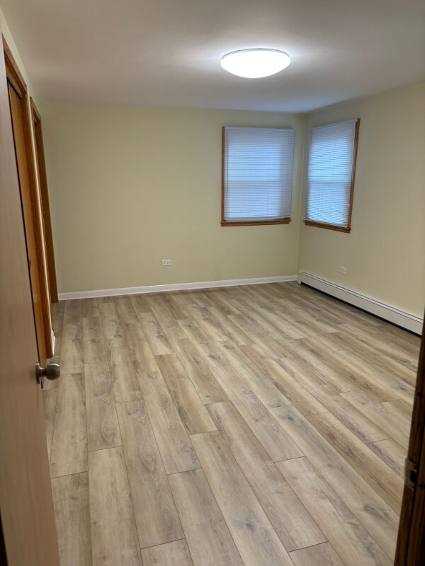 Building Photo - 8700 W Summerdale Ave