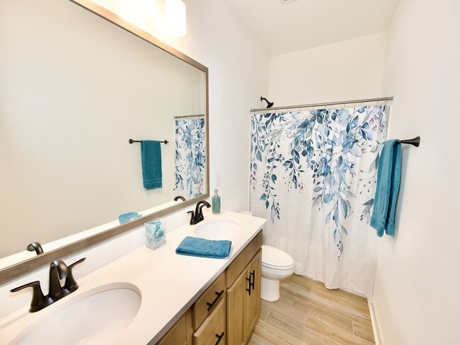 Building Photo - Gorgeous property in the highly sought aft...