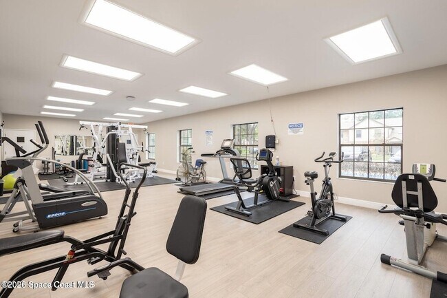 Building Photo - 9000 Brighton Ct