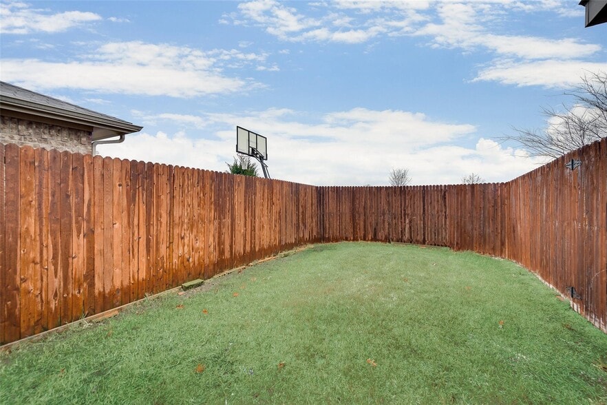 Building Photo - 1613 Applegate Way