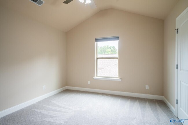 Building Photo - 110 Wolf Creek Trail SW